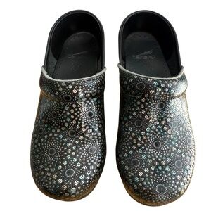 Dansko Black,Teal, and Silver Patterned Clogs size 6